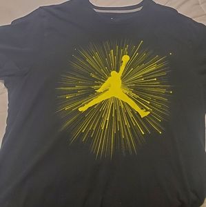 Black/yellow jordan shirt